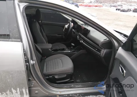 2025 Kia K4 Ex z USA, uszkodzony, nr VIN 3KPFU4DE0SE061841